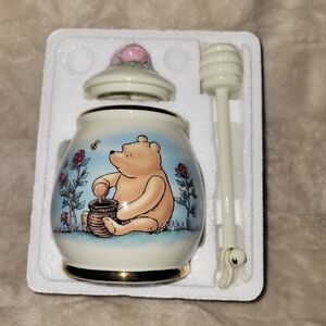 New Lenox Classic Disney Winnie The Pooh Honey Pot With Dipper